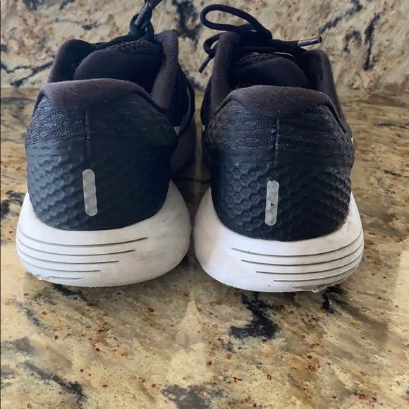 Nike Lunarlon shoes - Picture 3 of 5